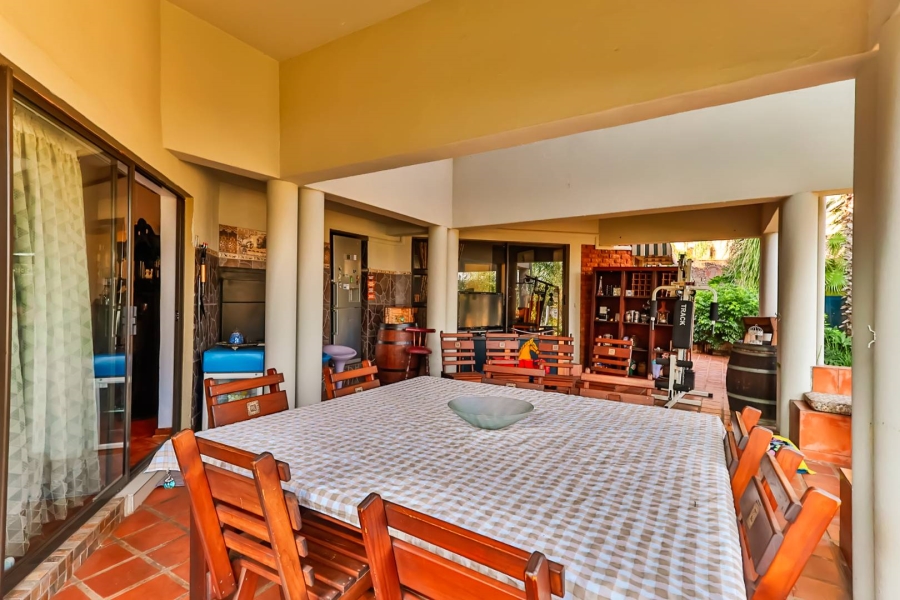 4 Bedroom Property for Sale in Ifafi North West